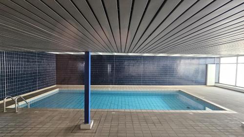 Quartier Hyper-Centre Apartment | Studio plein centre, calme, parking inclus, piscine et gardien