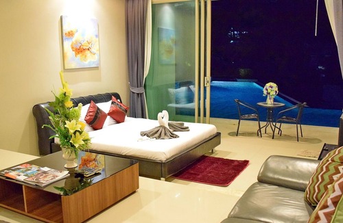 Karon Apartment | Studio Pool Access for rent in Karon