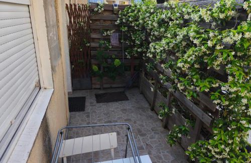 Le Pontet Apartment | Studio pour location vacances a la semaine AVIGNON