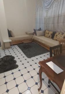 Porte-Saint-Martin Apartment | Studio prés du gare de l'Est