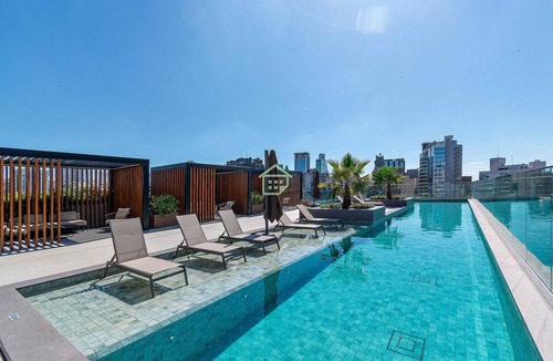 Rio Branco Apartment | Studio Premium: Rooftop e Lazer no Moinhos