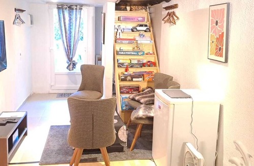 Goussainville House | Studio - Private room with tv canal+
