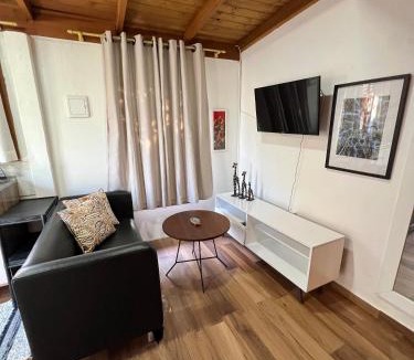 Rio Vermelho Sul House | Studio privativo com trilha até a praia