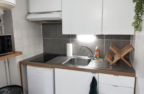 Gambetta Apartment | Studio proche Centre WIFI parking