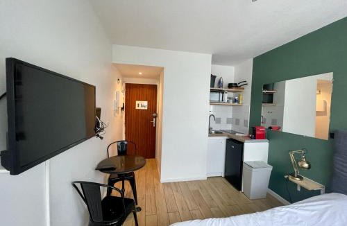 Saint Seurin - Fondaudege Apartment | Studio proche Mériadeck