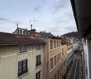 Vienne Apartment | Studio Provençal au centre-ville de Vienne
