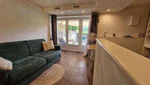 Sablons Apartment | studio Quai 84, bord du Rhône via Rhôna