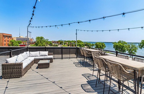 Madison Hotel | Studio queen with views of Lake Monona in the heart of downtown Madison