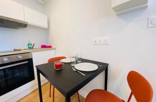 Saint-Jacques - Nazareth Apartment | Studio rénové - Tram & centre - Parking gratuit