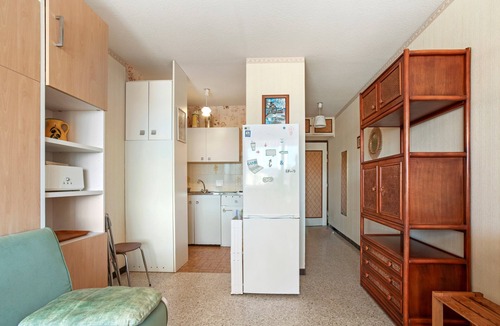 La Faviere Apartment | Studio “Résidence Athena Sea View” with Sea View, Private Terrace, and Air Conditioning