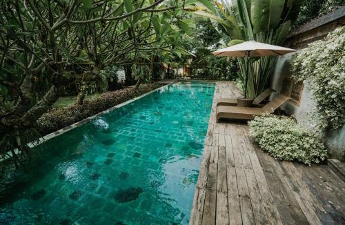 Celuk House | Studio room with Jacuzzi near Ubud