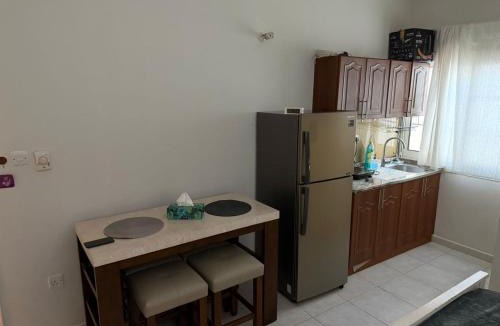Al Khalidiyah Apartment | Studio Room with Private Bathroom & kitchen