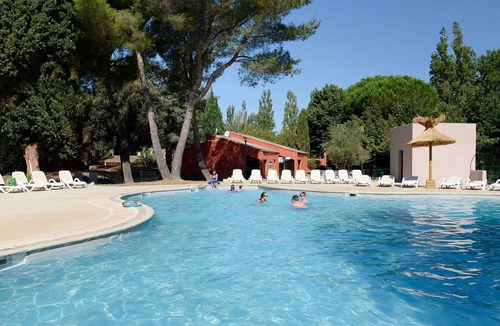 Arles Apartment | Studio Rustic | Accès Piscine Saisonnière