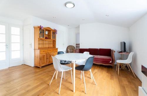Saint-Genest-Lerpt Apartment | STUDIO Saint-Genest- Lerpt proche gorges de la LOIRE