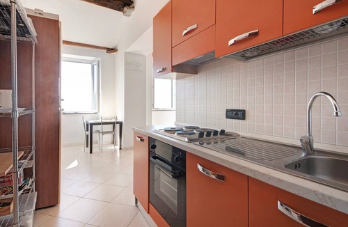 Bonassola Apartment | Studio "Serra Monolocale" with Terrace and Air Conditioning