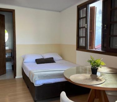 Ribeirao da Ilha Apartment | Studio simples e confortável no Ribeirão da Ilha