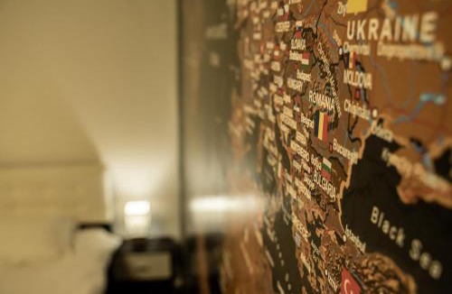 Petrosani Apartment | Studio Six Continents