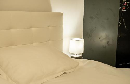 Petrosani Apartment | Studio Six Continents