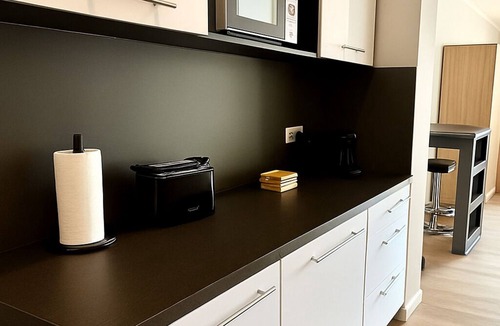 Rhein-Erft-Kreis District Apartment | Studio-Standard-Private Bathroom-City view