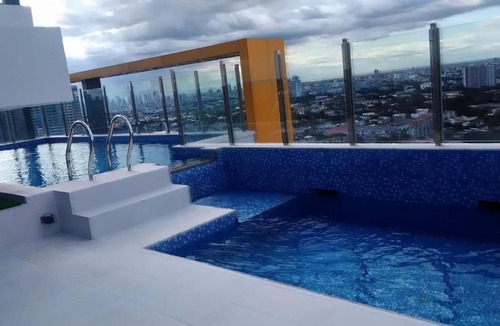 Kaunlaran Apartment | Studio Stay Servce Aprtmnt 2pax allows 3pax 21033