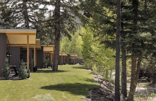 Grant Cabin | Studio Stay, Your Basecamp in Grant, Soak & Sweat