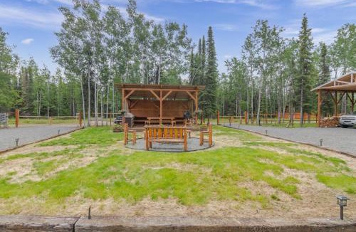Sterling Apartment | Studio Steps to Kenai River w/Fire Pit!