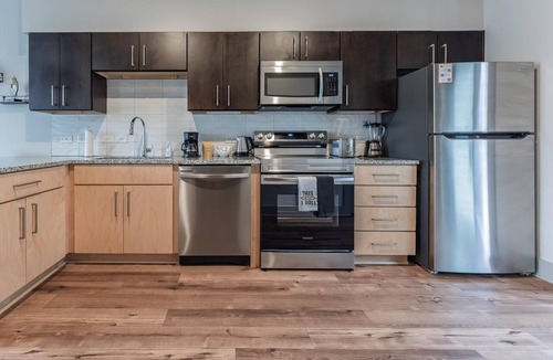 Westwood Place Apartment | Studio Studio King Suite w/Kitchen