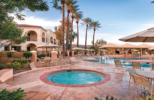 South Mountain Condo | Studio Stunning Pools & Golf!