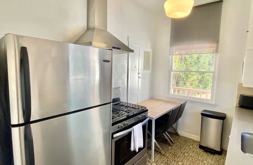 Fort MacArthur Apartment | Studio Suite Beachside! Parking. Laundry! Bay View