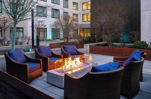 Cascade Apartment | Studio Suite | Downtown | Free Breakfast