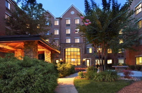 McLean Apartment | Studio Suite with Private Patio! Free Breakfast + On-Site Business Center