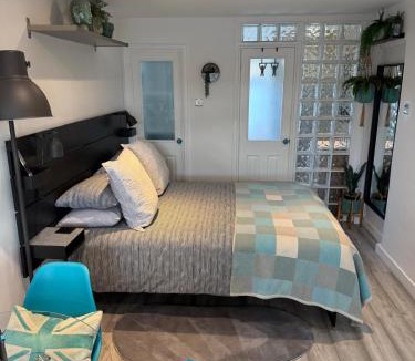 Westbury on Trym Apartment | Studio Tavros