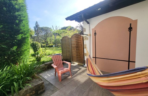 Saint-Pee-sur-Nivelle Apartment | Studio + terrace - Meublé de tourisme 3* - Côte Basque Mer/Montagne