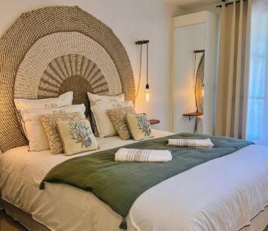 Orient Bay Apartment | Studio TI BO 4