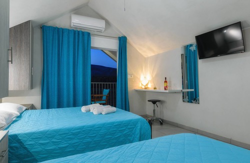 Limni Keri Hotel | Studio Timotheos