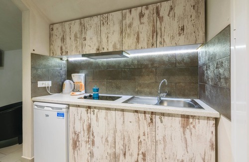 Limni Keri Hotel | Studio Timotheos