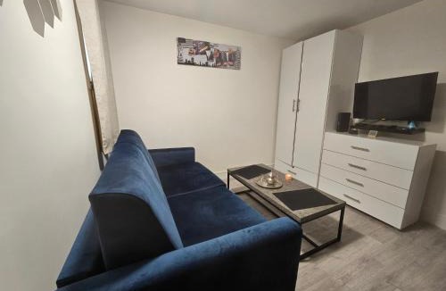 Porte-Saint-Martin Apartment | Studio très calme