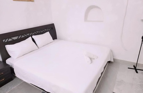Al Ain House | Studio type room in villa