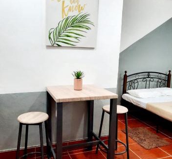 Tacloban Hotel | Studio type unit - Host Homes Apitong