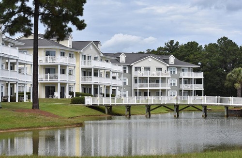 Calabash Apartment | Studio unit at Brunswick Plantation Resort and Golf Villas in the Heart of NC Seafood Country(104L)