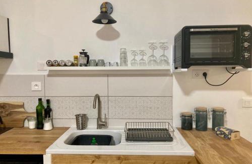 Crest Apartment | studio-ville médievale-charmant