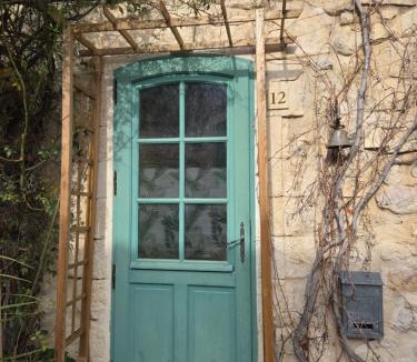 Vitrolles-en-Luberon Apartment | Studio Vitrolles en Luberon Petit-déjeuner inclus