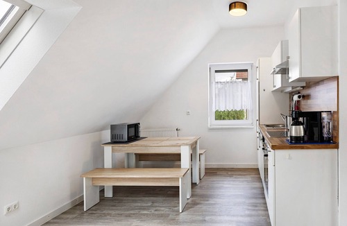 Petersberg Apartment | Studio 'Vorder Rhön Haus 21a' with Wi-Fi