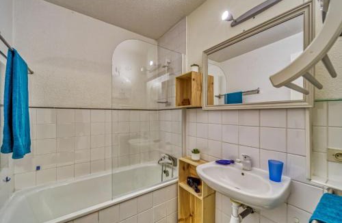 Le Corbier Apartment | Studio Vostok Zodiaque-84 by Interhome