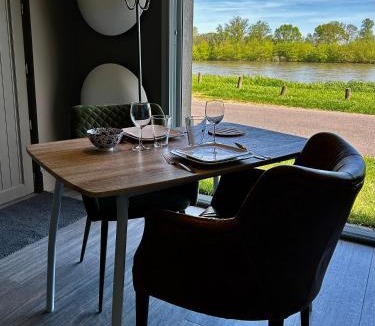 Beaugency Apartment | Studio vue sur Loire
