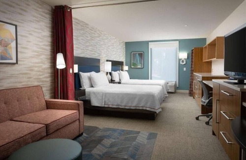 North Charleston Hotel | Studio w/2 Queens & Kitchenette; Free Hot Breakfast | 1 mi to Tanger Outlets