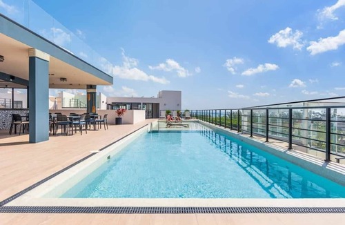 Zazil-ha Condo | Studio w Rooftop Ocean Views Near Beach