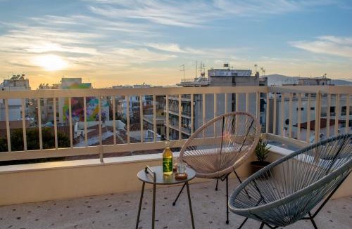 Kerameikos Apartment | Studio with Acropolis View near to metro and Highlights
