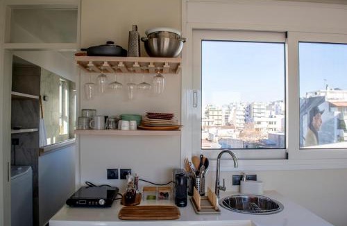 Kerameikos Apartment | Studio with Acropolis View near to metro and Highlights