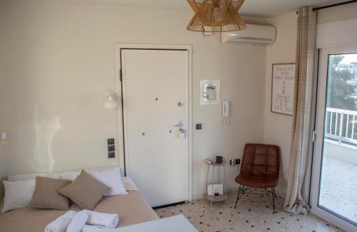 Kerameikos Apartment | Studio with Acropolis View near to metro and Highlights